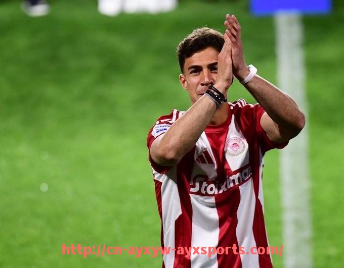 爱游戏体育-世俱杯与奥运会足球项目的观众差异及原因分析